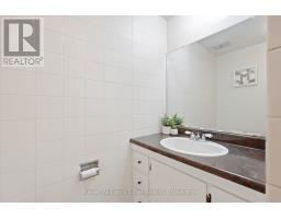 240 Bendamere Avenue, Hamilton, ON L9C1P5 Photo 37