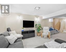 240 Bendamere Avenue, Hamilton, ON L9C1P5 Photo 41