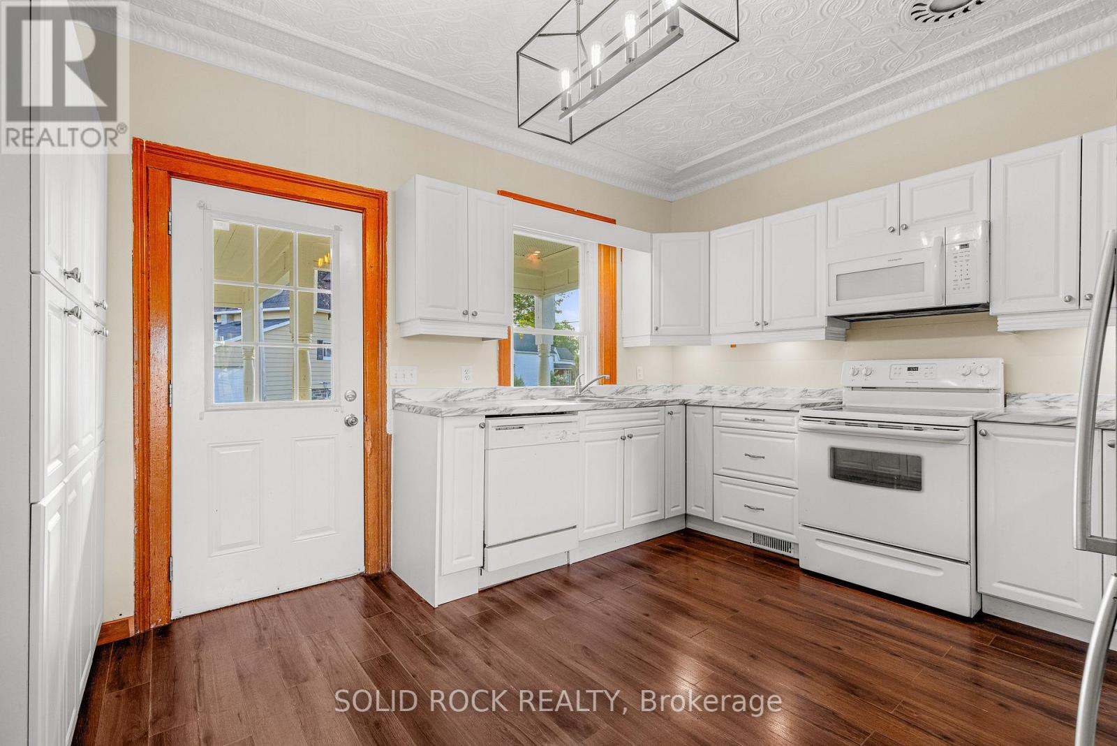 609 EAST STREET E - 15