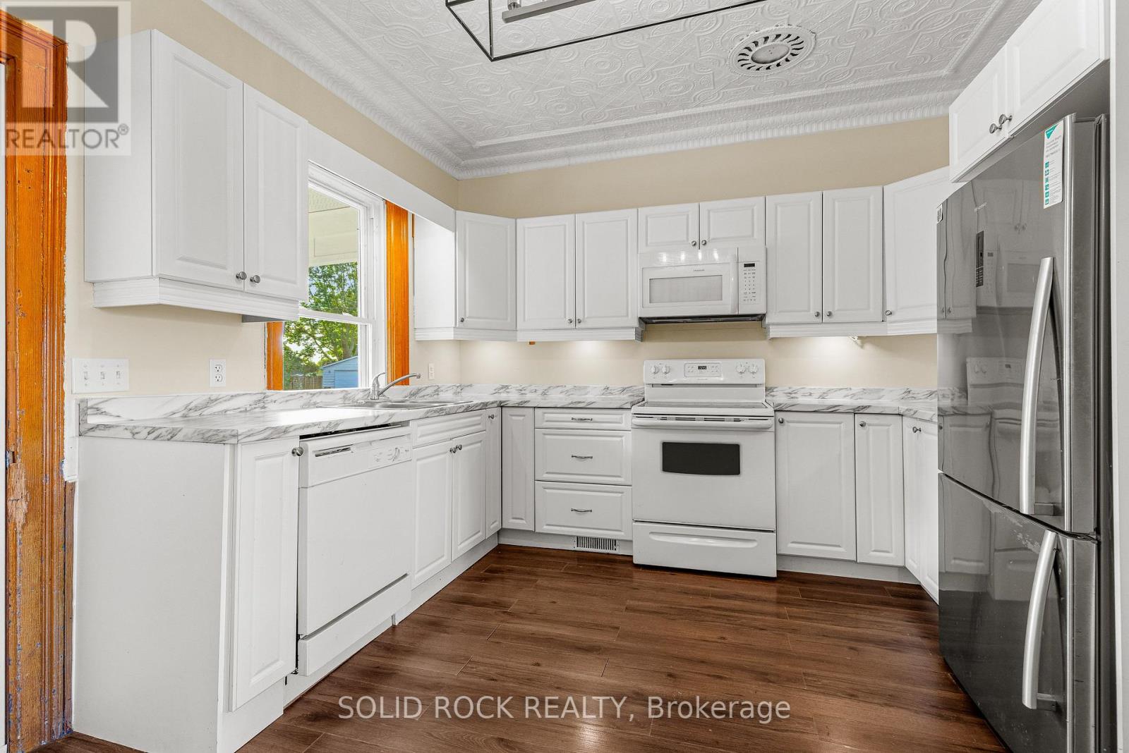 609 EAST STREET E - 16