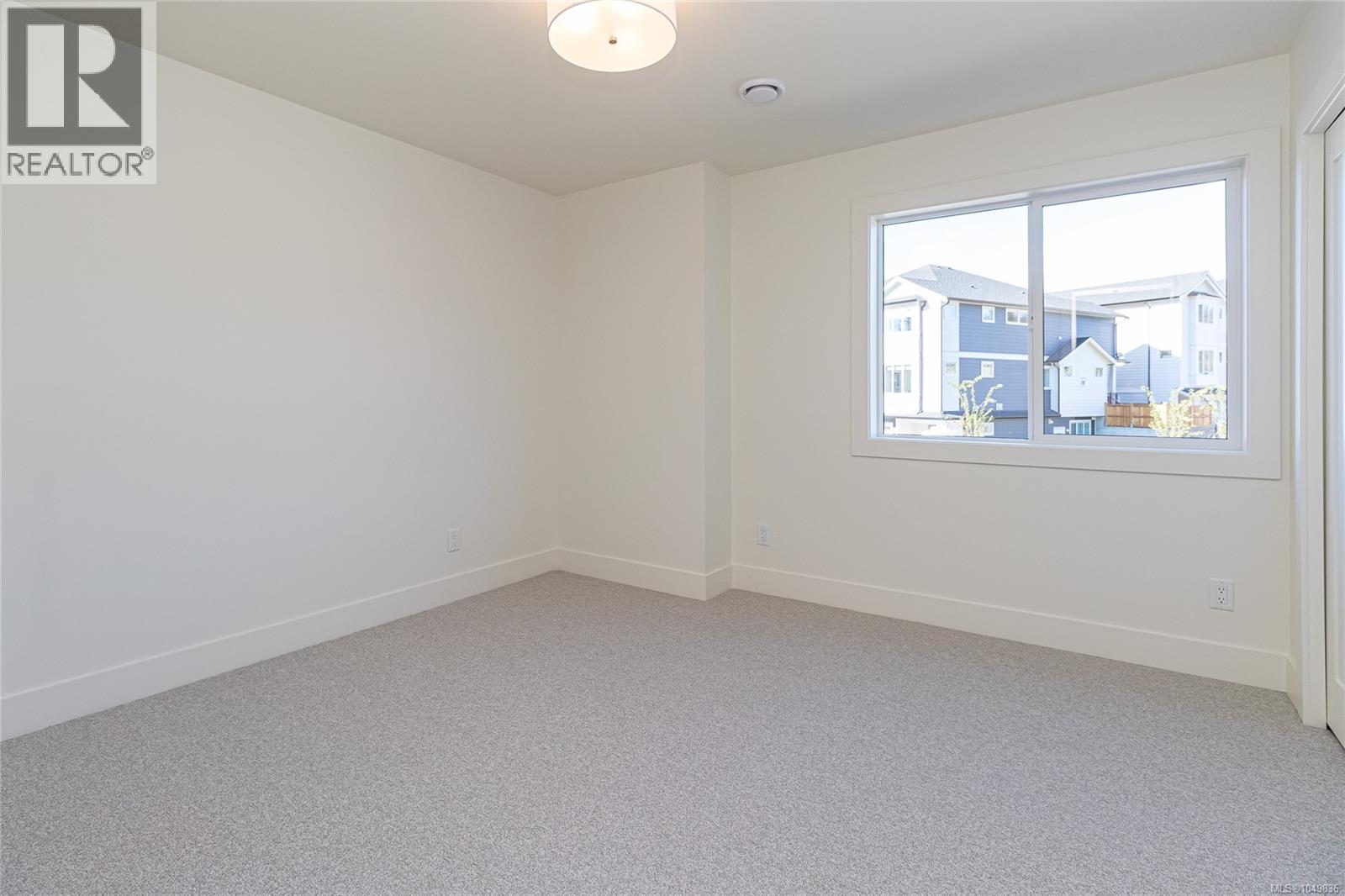 2180 Bellflower Dr - Image 22