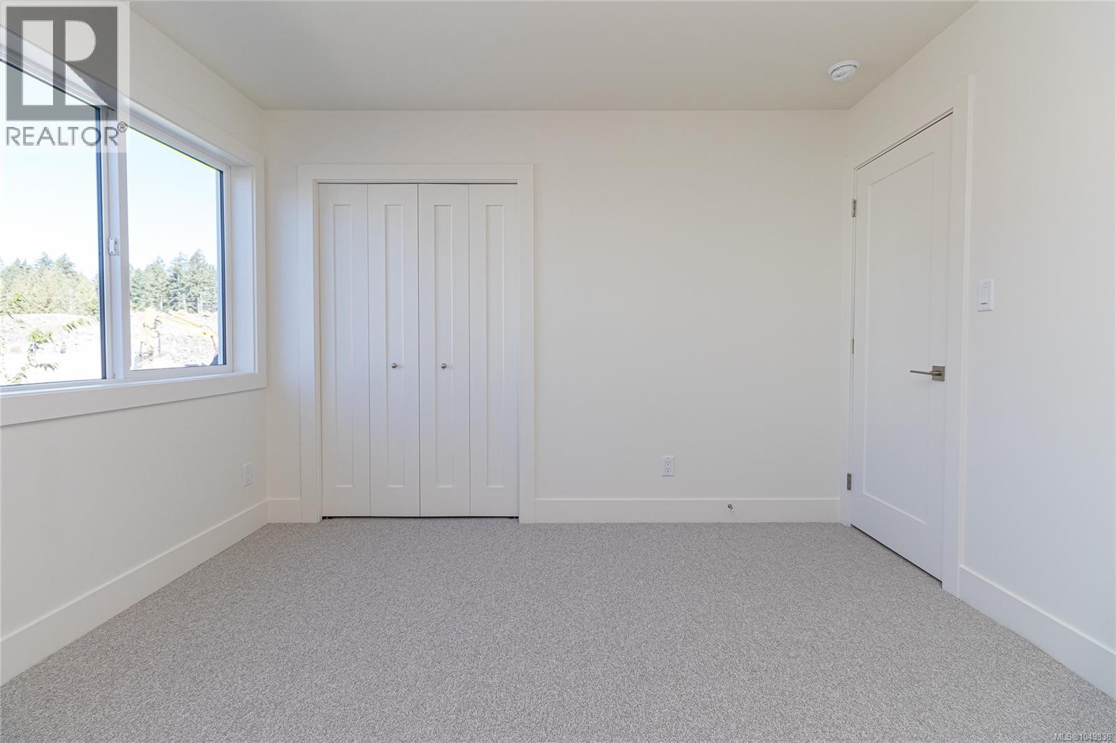2180 Bellflower Dr - Image 23