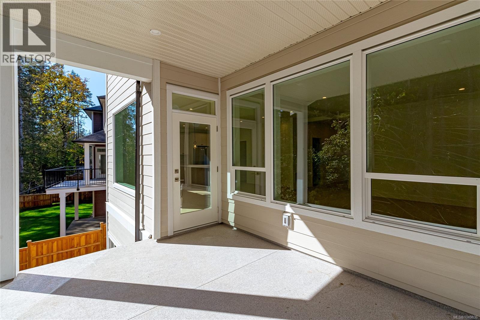 2180 Bellflower Dr - Image 42
