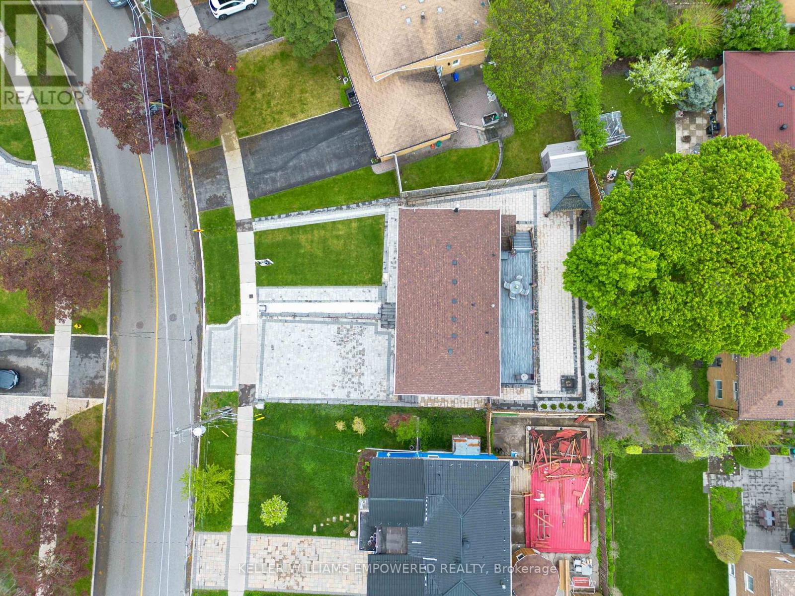 Photo of 112 KINGSLAKE ROAD