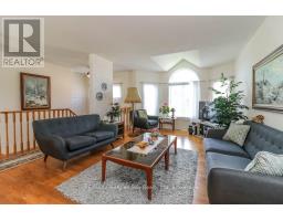 947 Montreal Street, Midland, ON L4R1H1 Photo 9