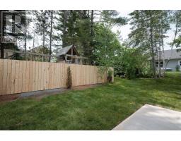 4pc Ensuite bath - 10 Peterson Street, Cambridge, NS B0P1G0 Photo 7