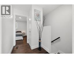 316 Bluevale Street N Unit# D, Waterloo, ON N2J4G3 Photo 16