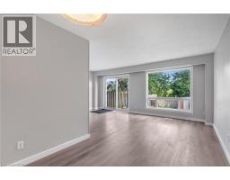 3pc Bathroom - 104 Ralgreen Crescent, Kitchener, ON N2M1T9 Photo 10