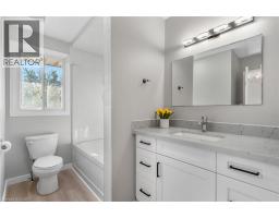 104 Ralgreen Crescent, Kitchener, ON N2M1T9 Photo 18