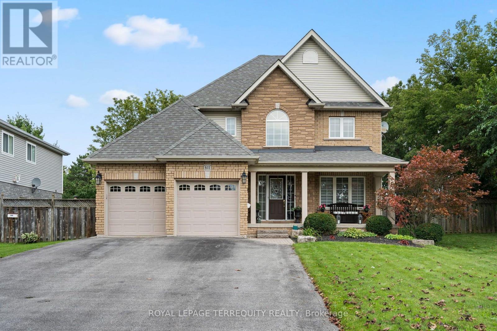 611 Capilano Crescent, Oshawa, ON