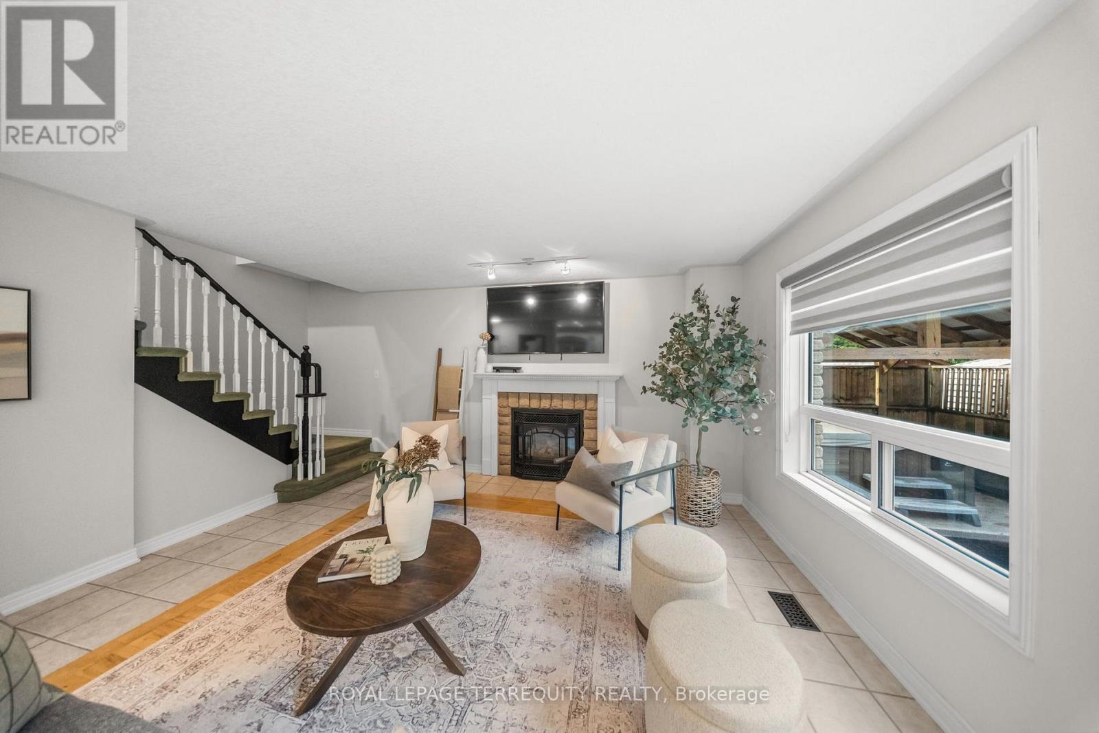 611 Capilano Crescent, Oshawa, ON photo 8