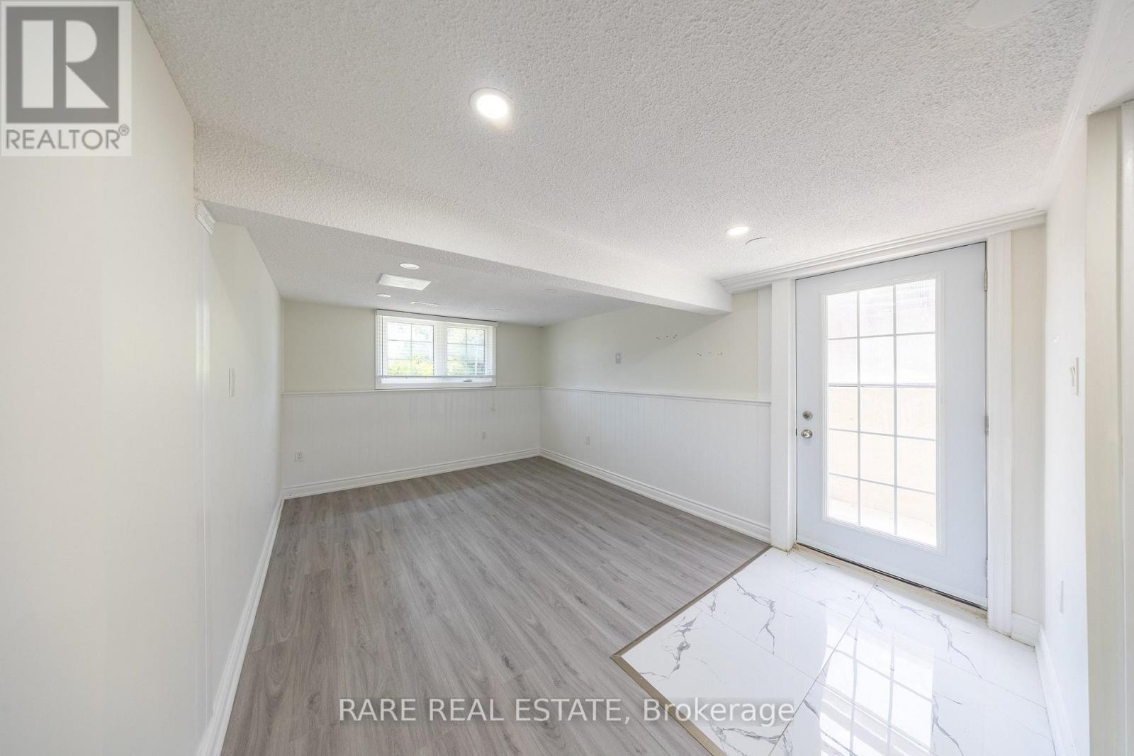 258 UNION AVENUE - 27