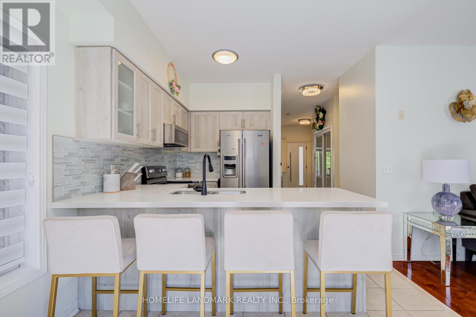 111 KNOWLES DRIVE - 13