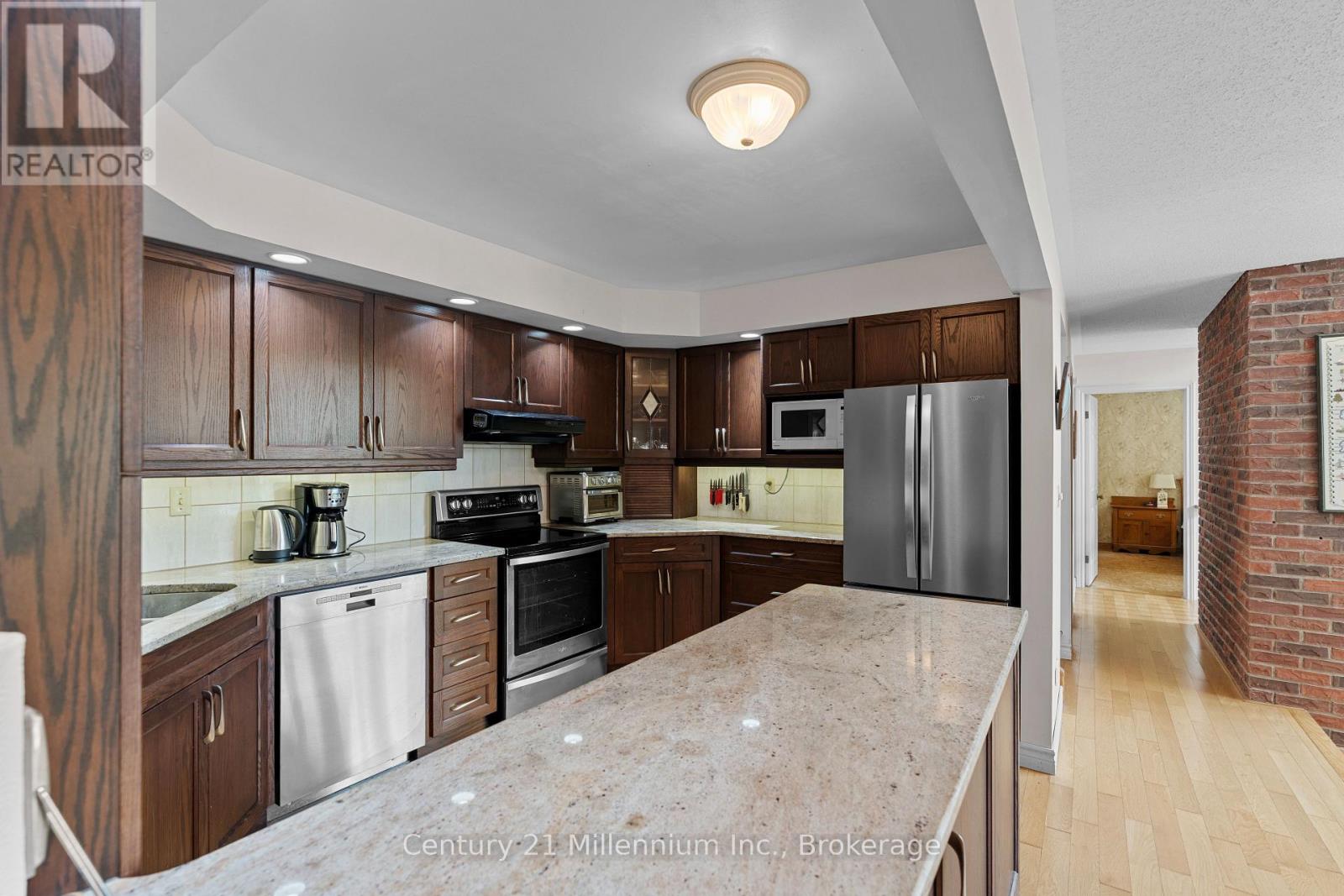 359485 BAYSHORE ROAD - Image 21