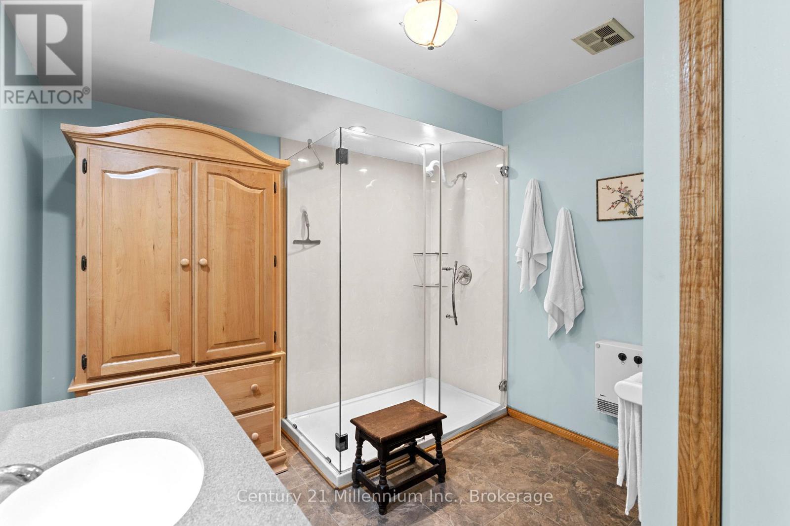 359485 BAYSHORE ROAD - Image 28