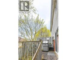 185 Highland Crescent Unit# 2, Kitchener, ON N2M5P8 Photo 34