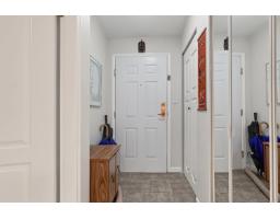 109 1588 Best Street, White Rock, BC V4B4G1 Photo 12