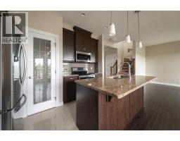 4pc Bathroom - 356 Dixon Road, Fort Mcmurray, AB T9K2X6 Photo 13