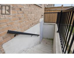668 Mcgregor Farm Trail, Newmarket, ON L3X1C8 Photo 17