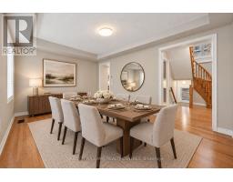 Dining room - 668 Mcgregor Farm Trail, Newmarket, ON L3X1C8 Photo 7