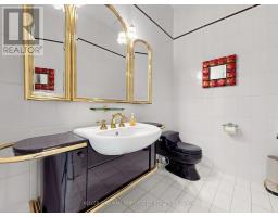 7 Deer Run Court, Richmond Hill, ON L4E3M1 Photo 18