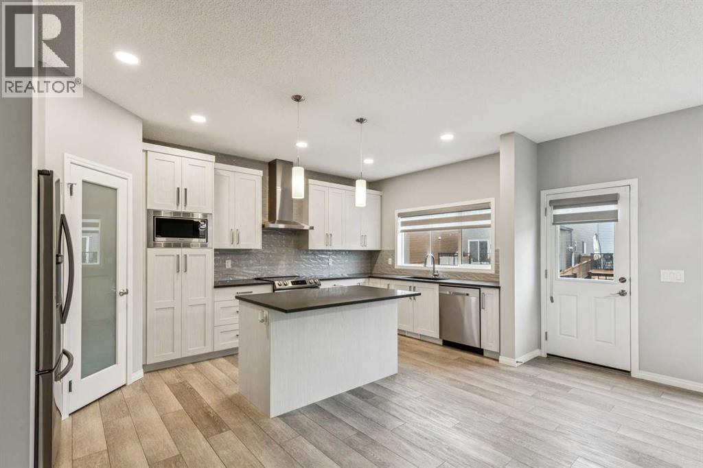 1020 Chinook Gate Heath SW - Image 9
