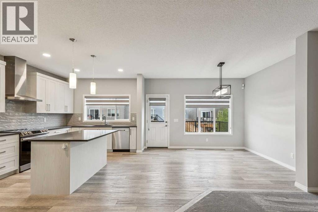 1020 Chinook Gate Heath SW - 10