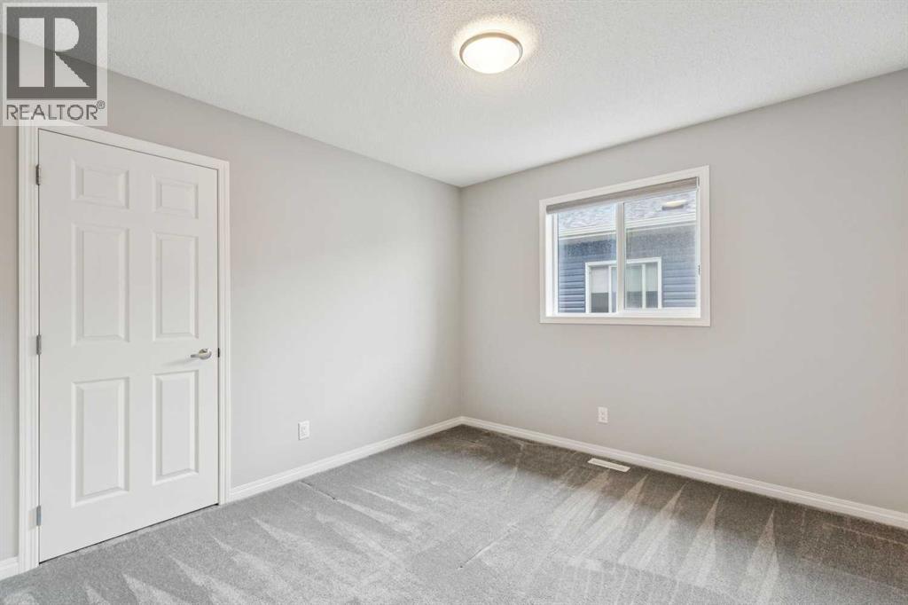 1020 Chinook Gate Heath SW - 34