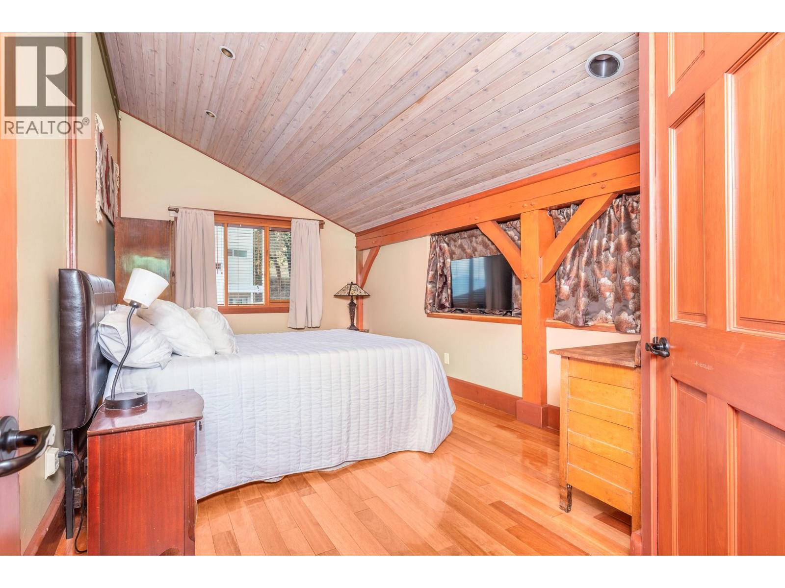 7302 Old Stamp Mill Road - Image 30
