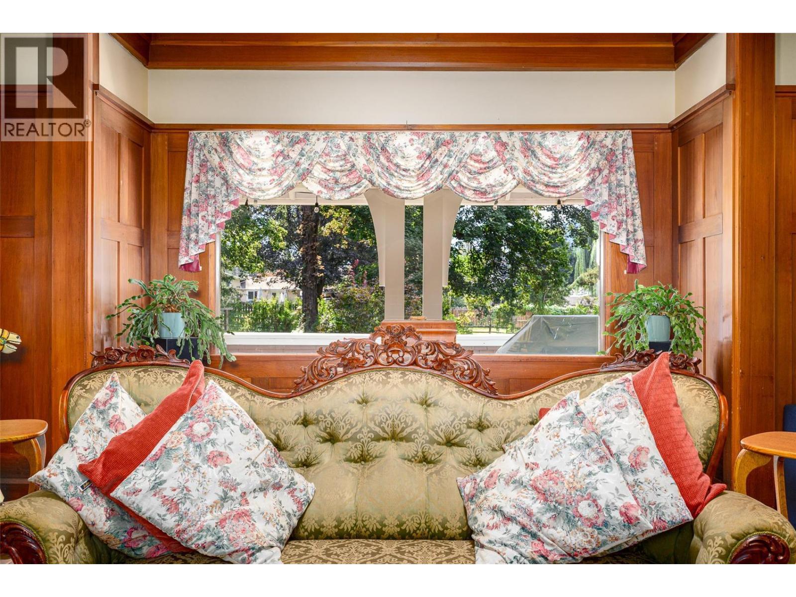 9310 Kalamalka Road - 27