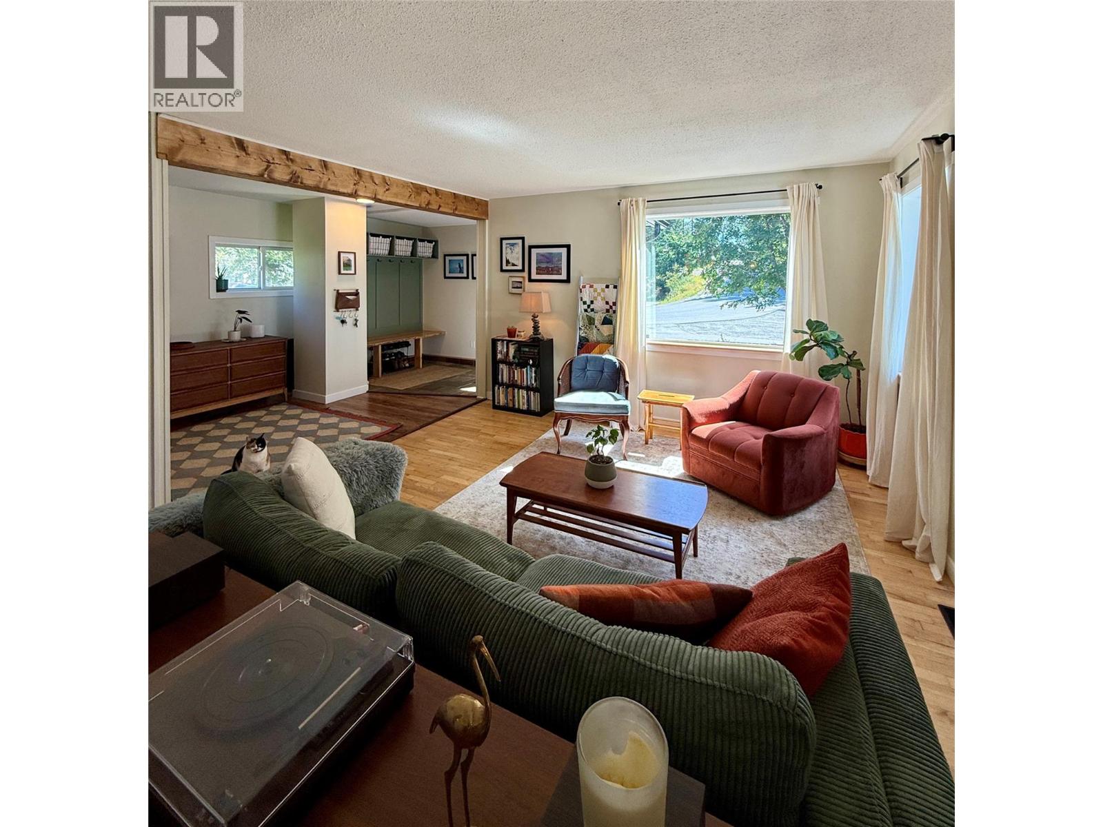 225 Dalgren Street - 15