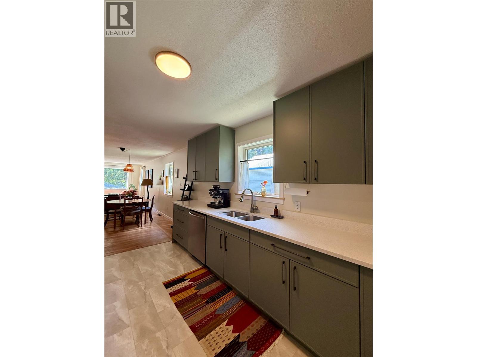 225 Dalgren Street - 25