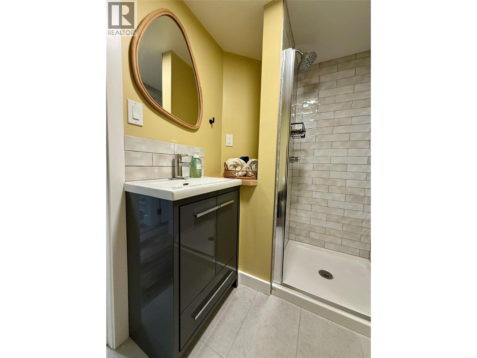 225 Dalgren Street - Image 37