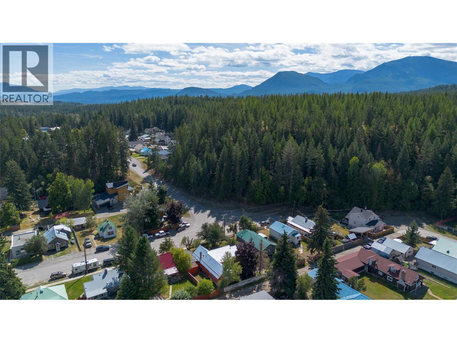225 Dalgren Street - 50