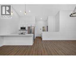 1210 Swansea Crescent, Windermere, BC V0B1J0 Photo 12