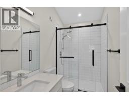 1210 Swansea Crescent, Windermere, BC V0B1J0 Photo 14