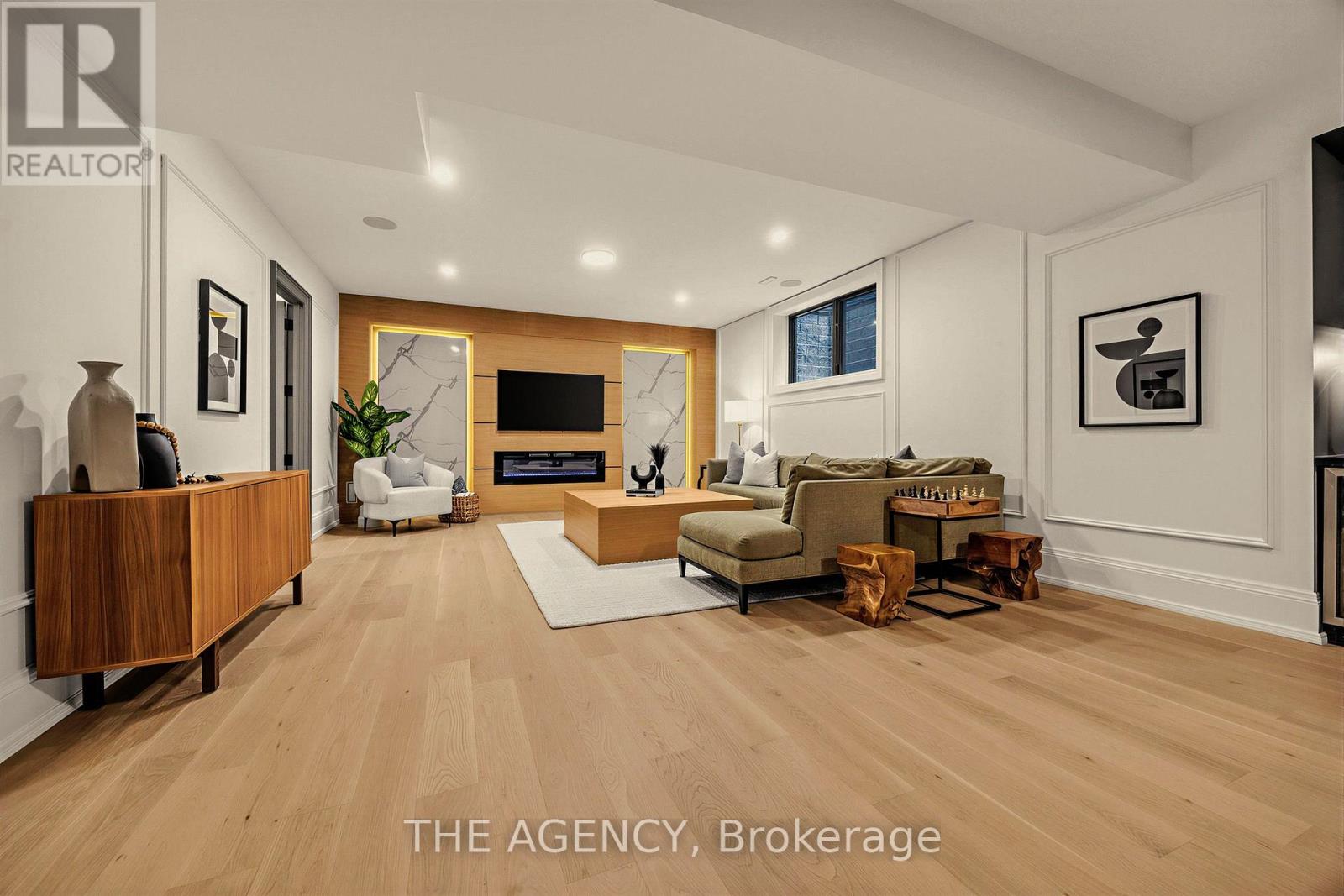 1529 VENETIA DRIVE - Image 37