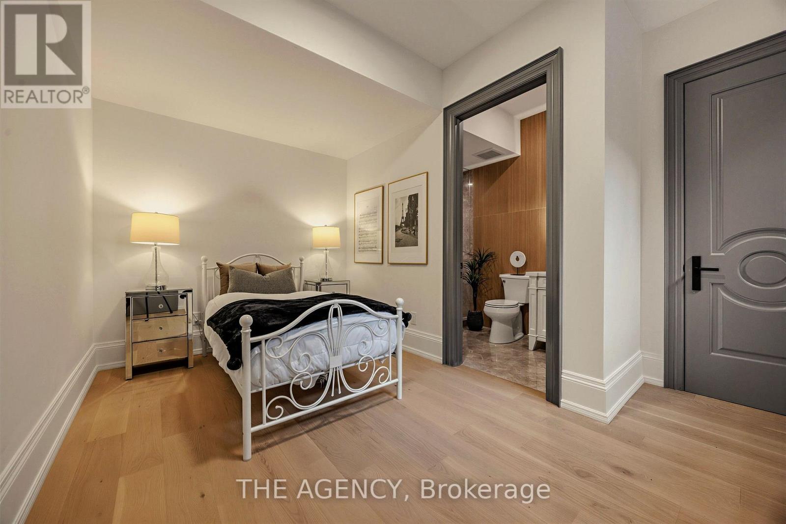 1529 VENETIA DRIVE - Image 39