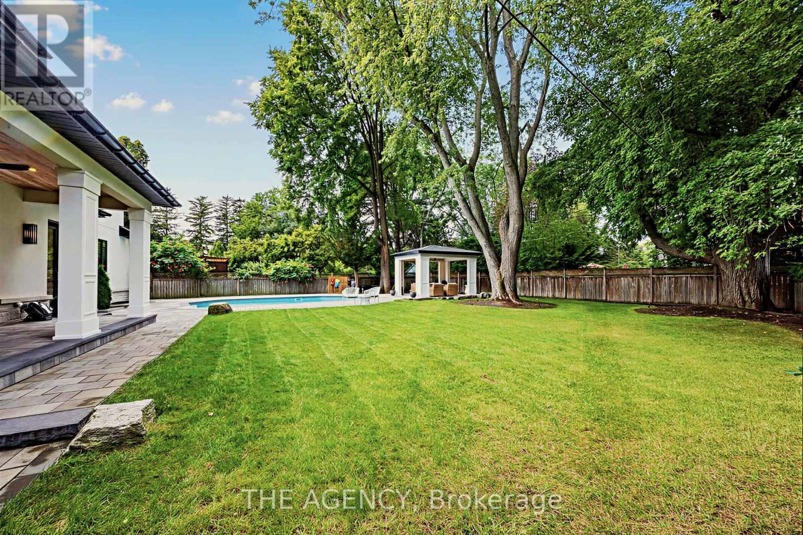 1529 VENETIA DRIVE - Image 46