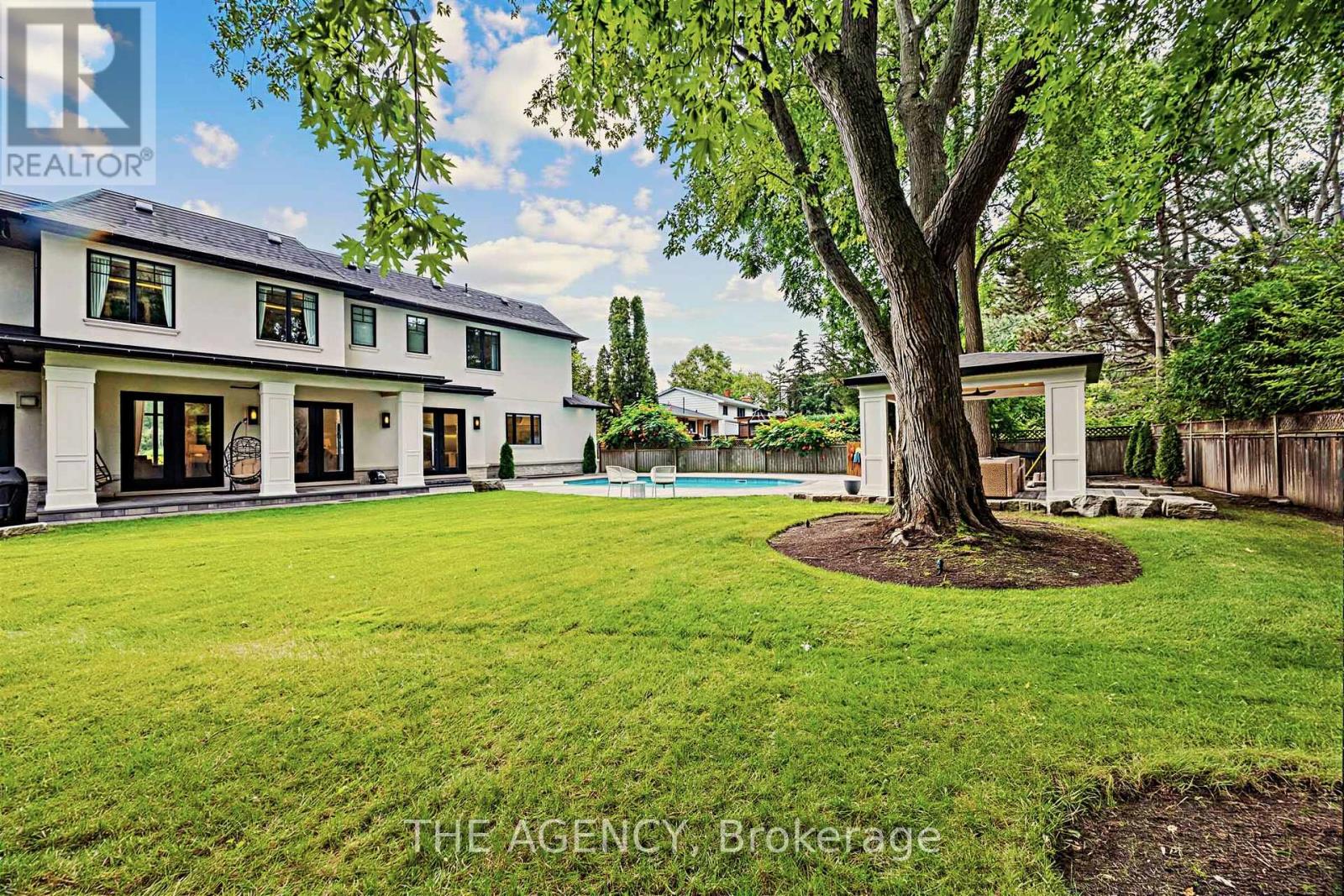 1529 VENETIA DRIVE - Image 47