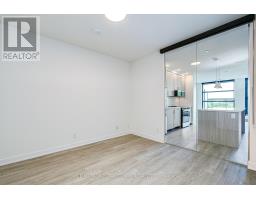 409 - 2946 Dundas Street West Street W, Toronto, ON M6P1Y8 Photo 9