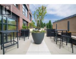 401 - 2946 Dundas Street West Street W, Toronto, ON M6P1Y8 Photo 7