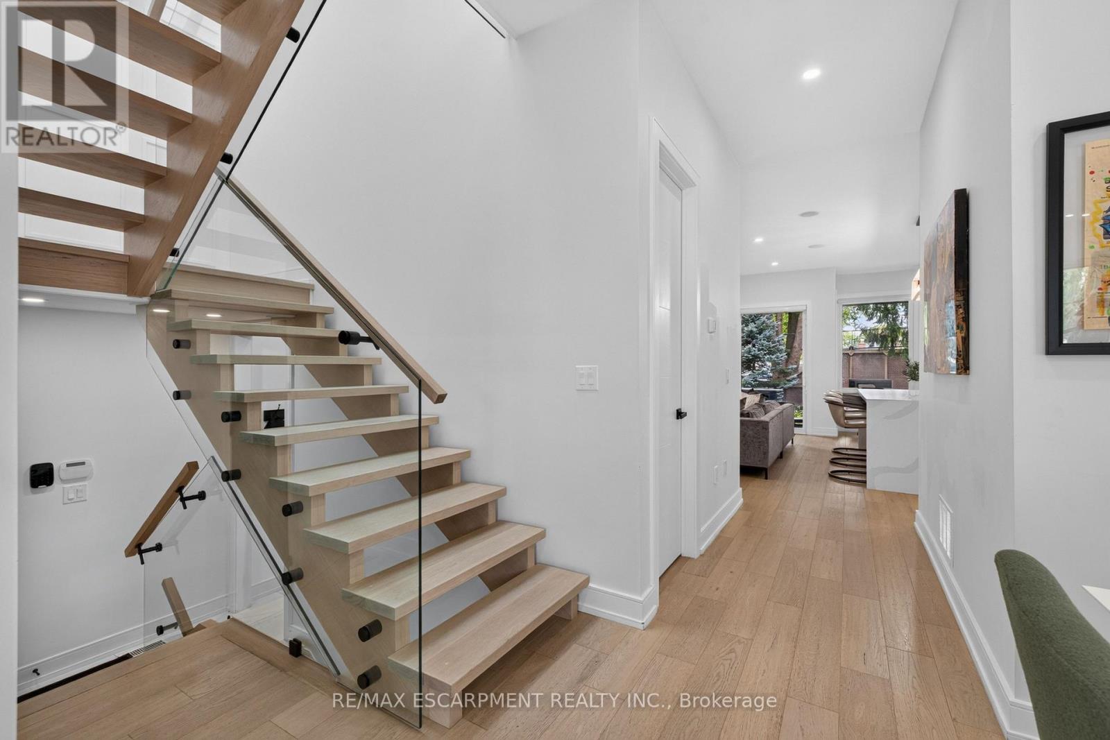 73 ELMA STREET - 12