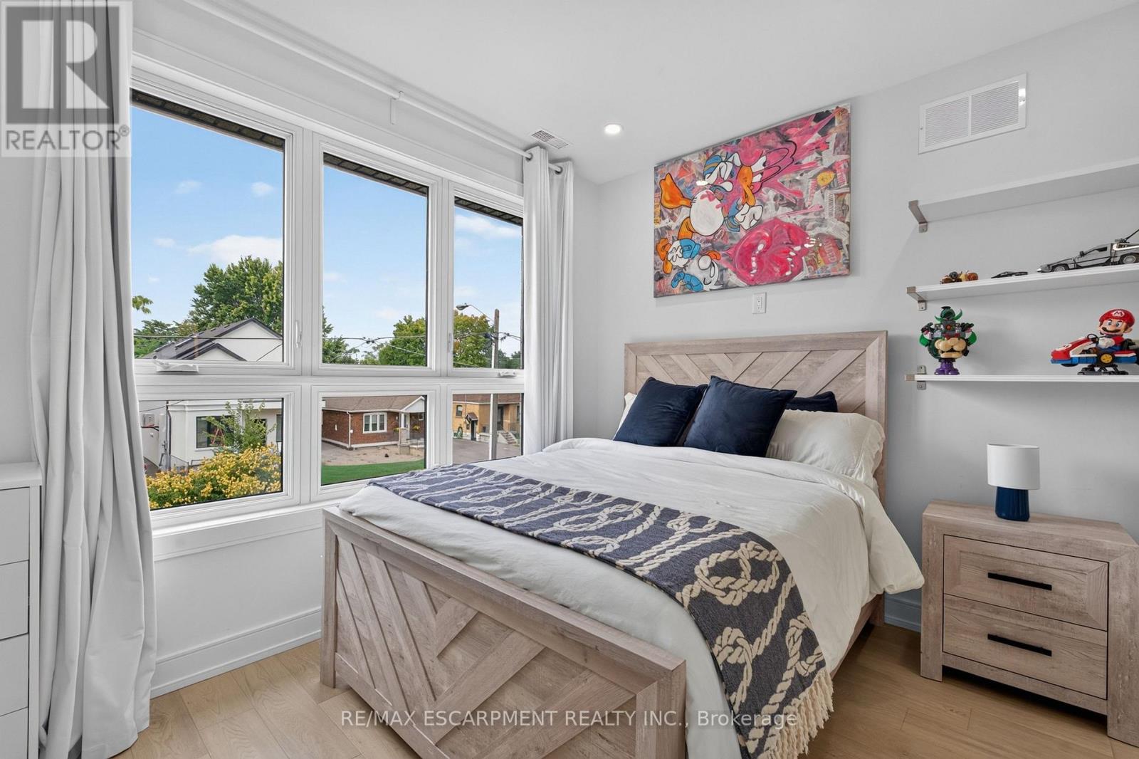 73 ELMA STREET - 20