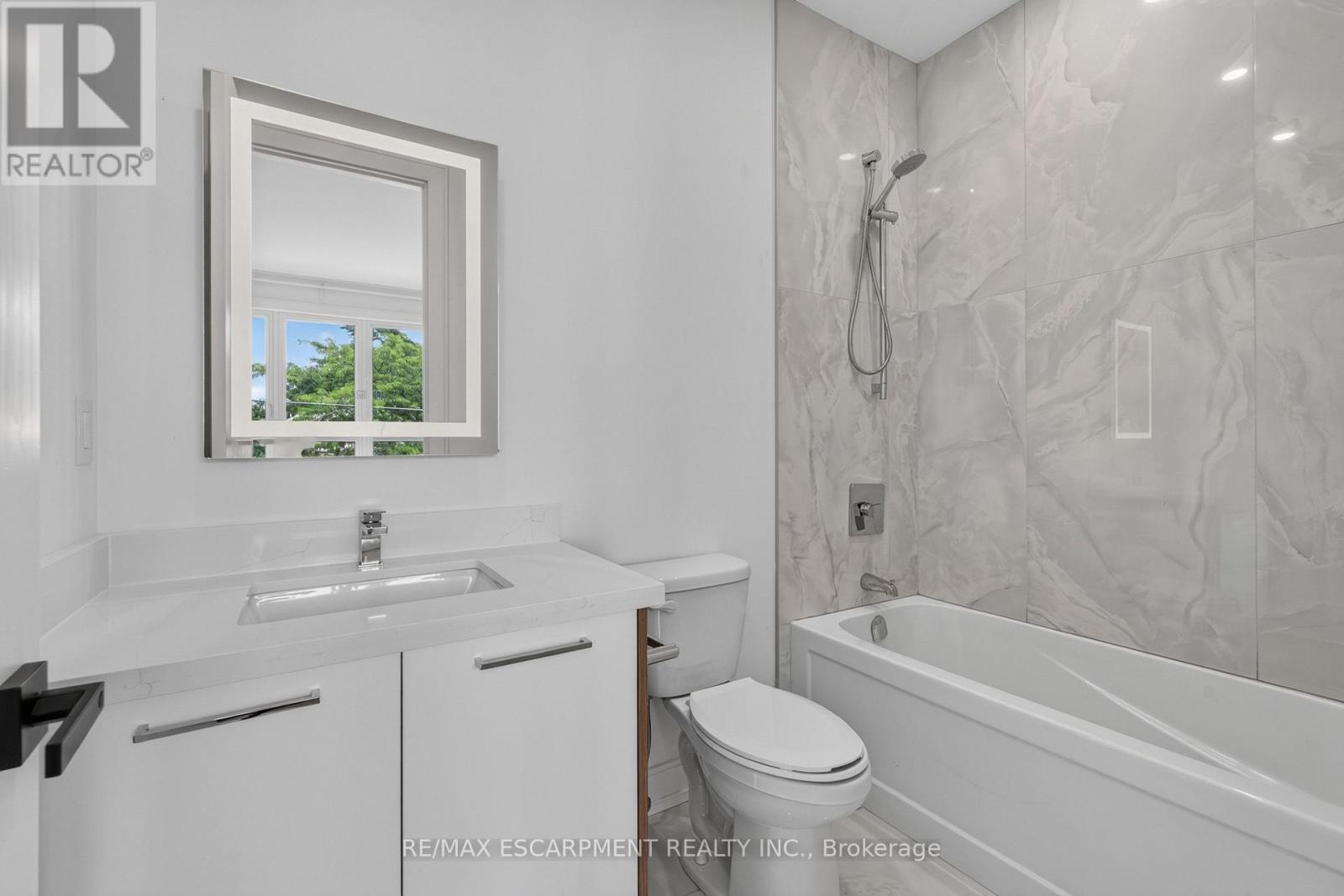 73 ELMA STREET - 21