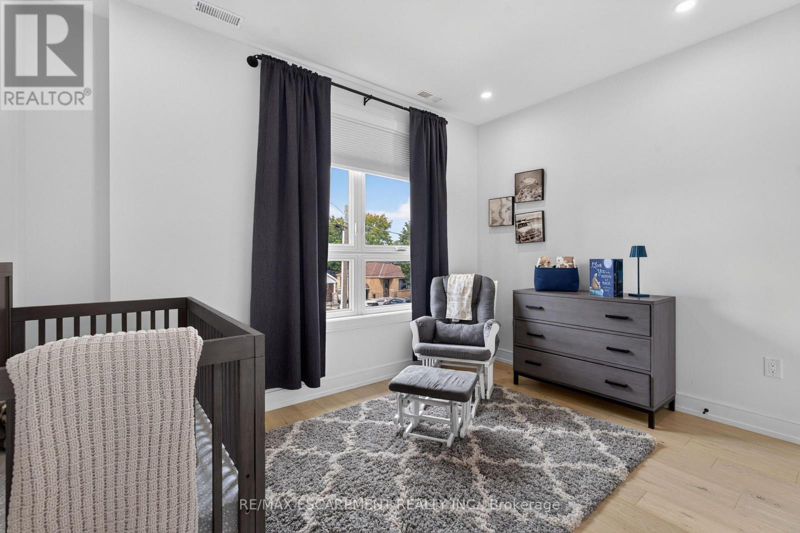 73 ELMA STREET - 22