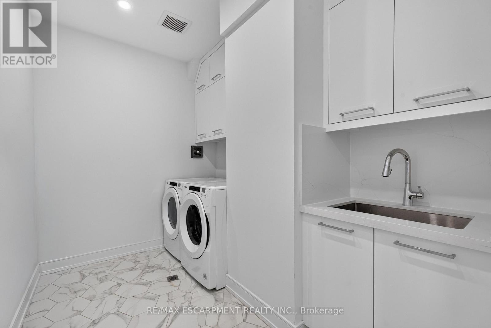 73 ELMA STREET - 26
