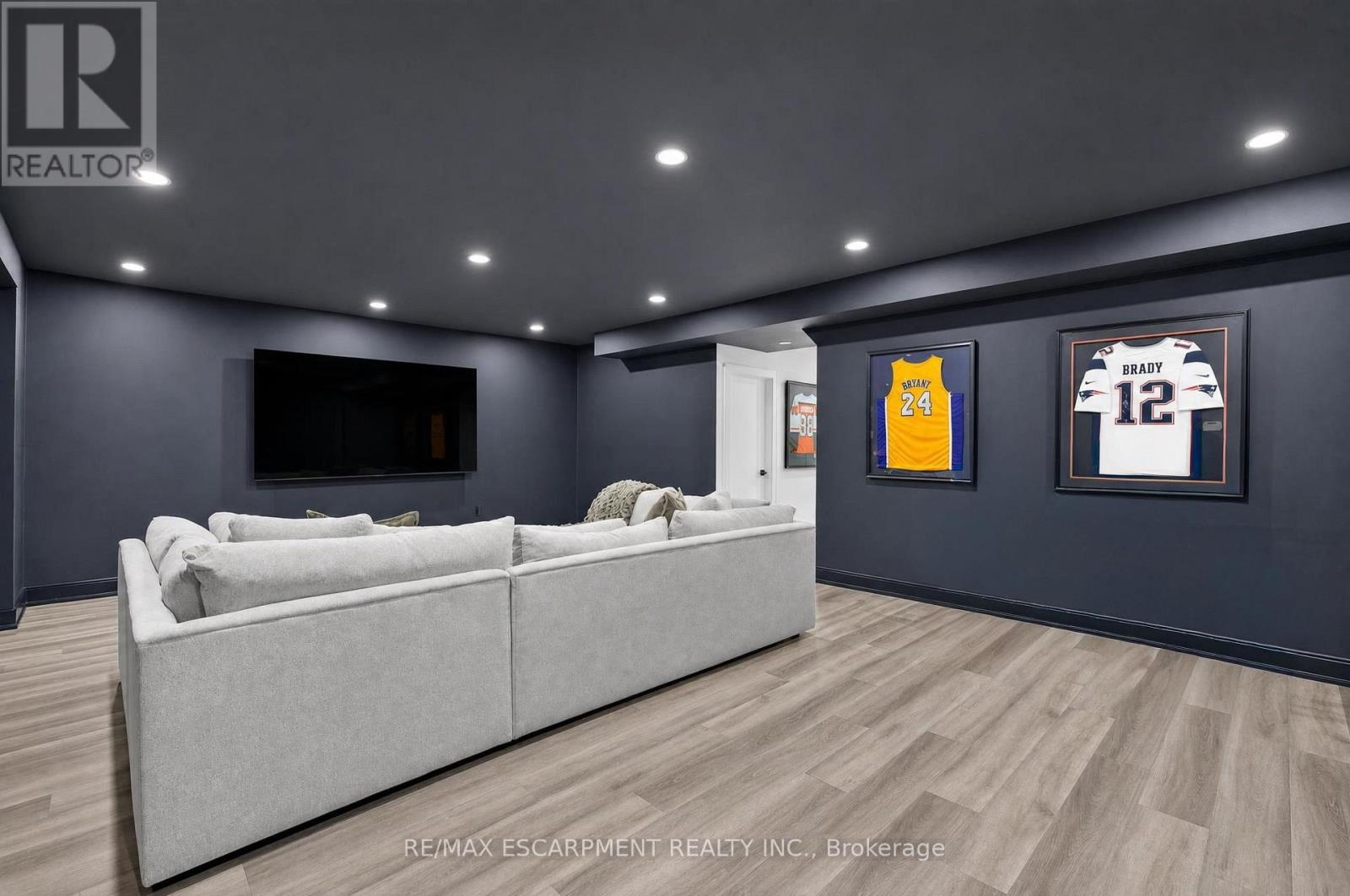 73 ELMA STREET - 31