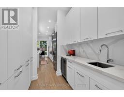 Bathroom - 73 Elma Street, Toronto, ON M8V1X9 Photo 9