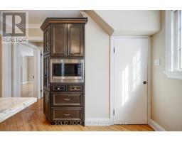 Kitchen - 117 Mill Street S, Brampton, ON L6Y1T4 Photo 15